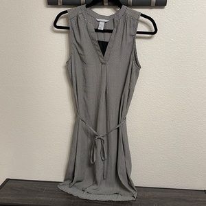 H&M pattern chiffon shift dress Size 2
